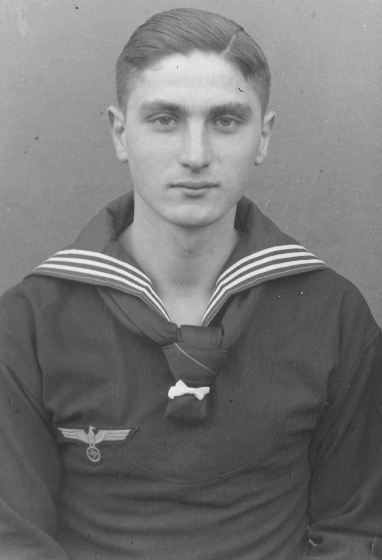 Matrose Willi Jakobs, possibly an official Kriegsmarine portrait from Schiffsstammabteilung (training school). - jakobs_willie_b