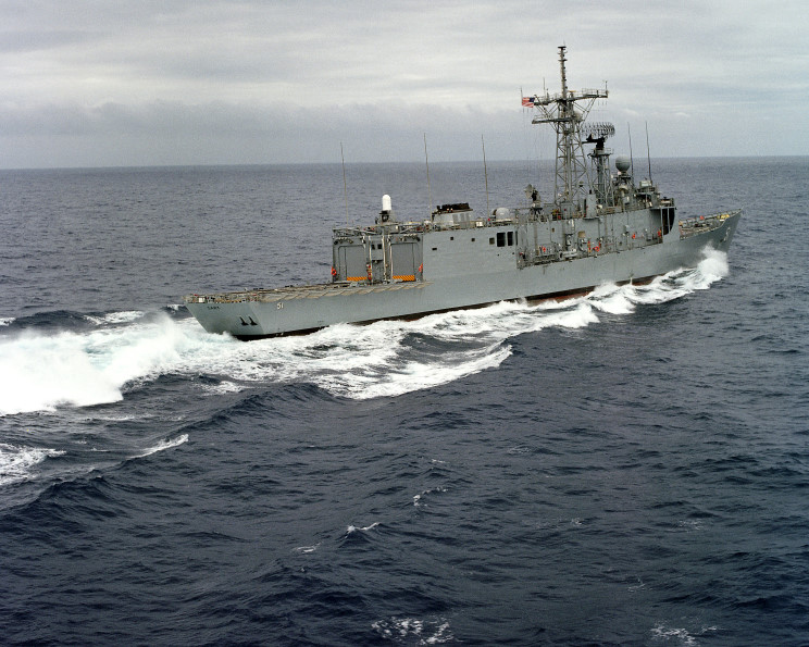 http://www.maritimequest.com/warship_directory/us_navy_pages/frigates/photos/gary_ffg51/uss_gary_04.jpg